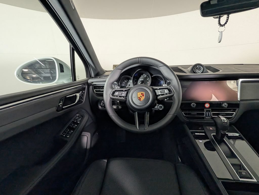 New 2026 Porsche Macan GTS AWD/4WD image 21