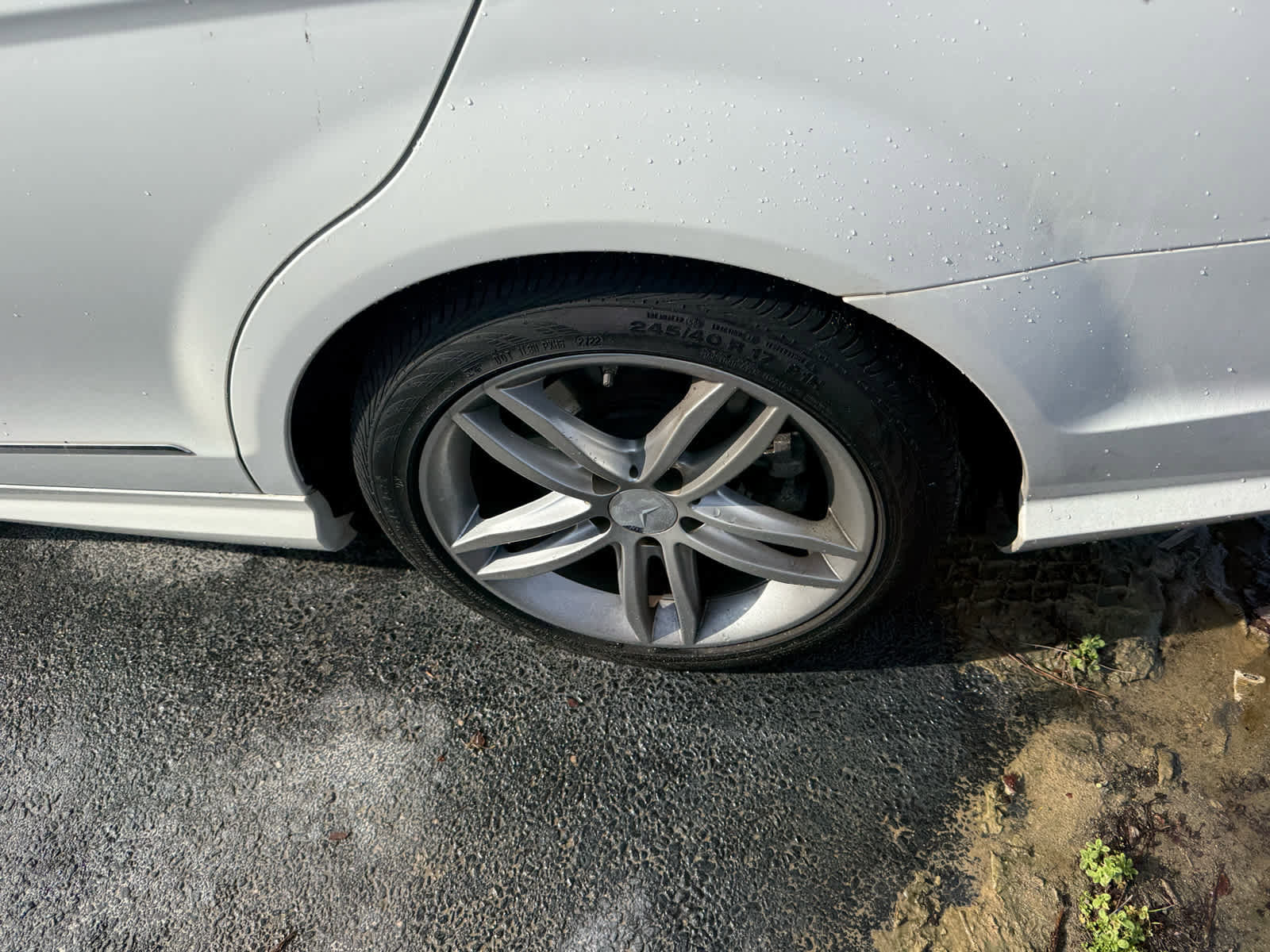 Used 2013 Mercedes-Benz C 300 Sport image 20