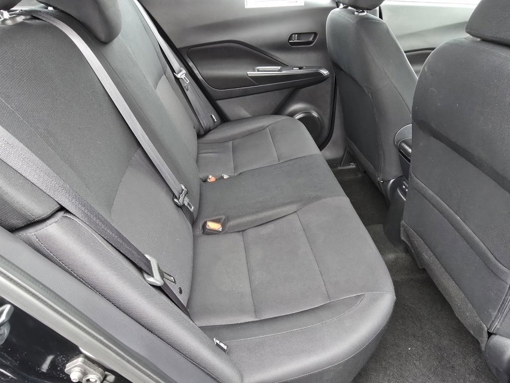 Used 2024 Nissan Kicks S image 17