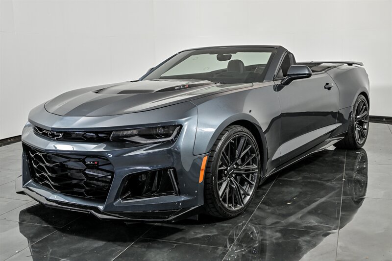 Used 2023 Chevrolet Camaro ZL1 RWD image 5