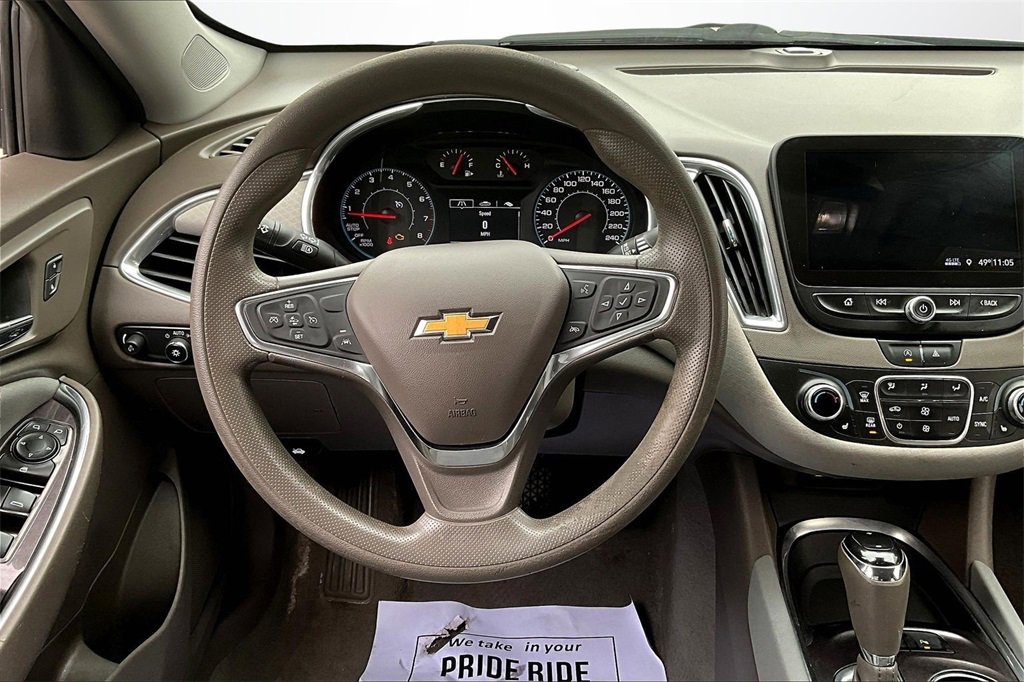 Used 2020 Chevrolet Malibu LT image 8