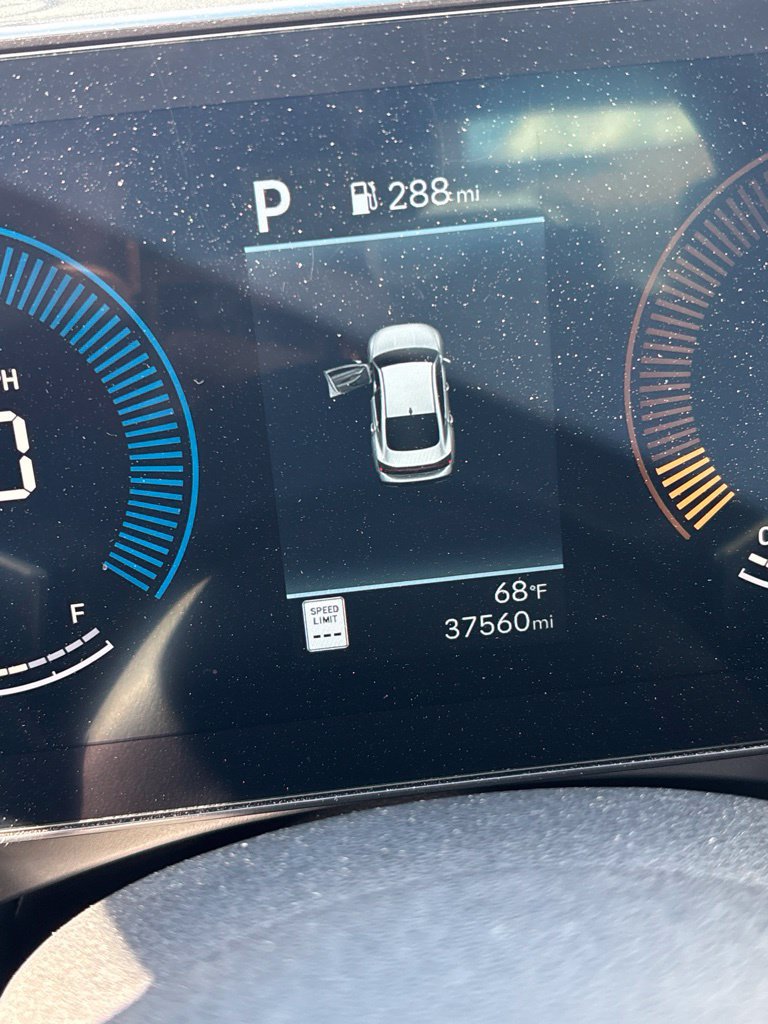 Used 2025 Hyundai Sonata SEL FWD image 9
