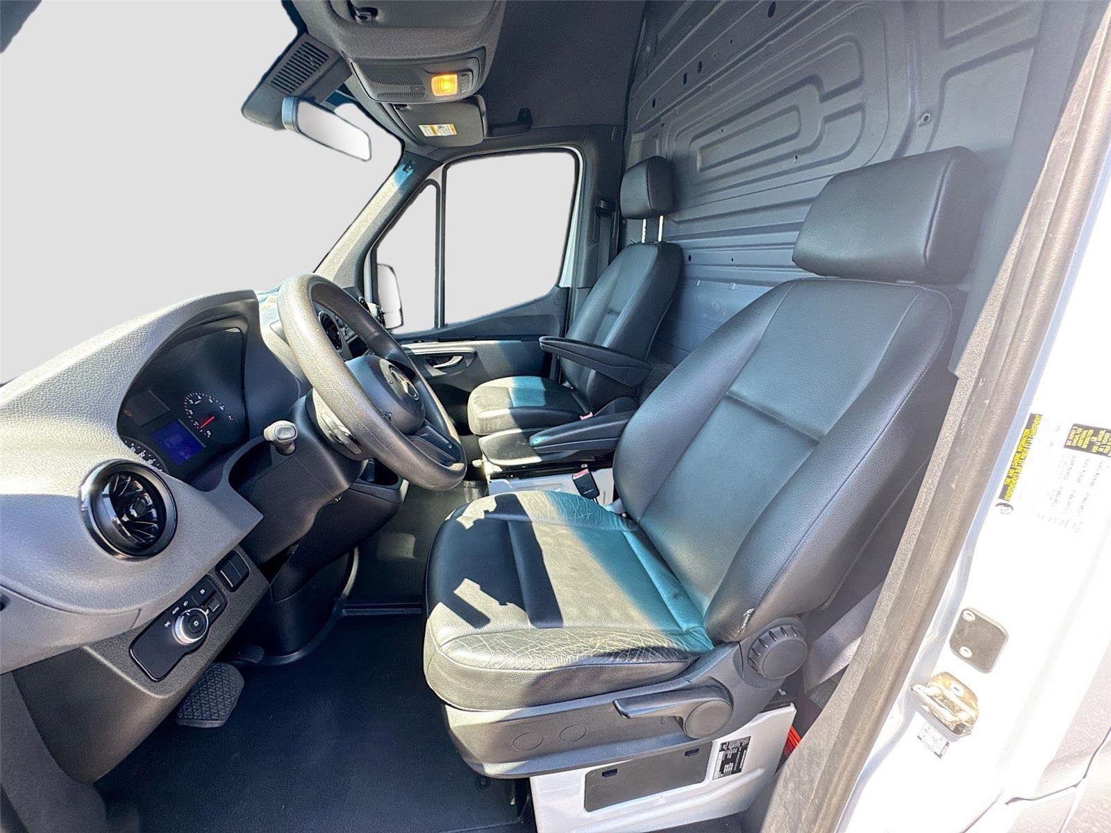 Used 2020 Mercedes-Benz Sprinter 2500 w/ Driver Convenience Package image 4