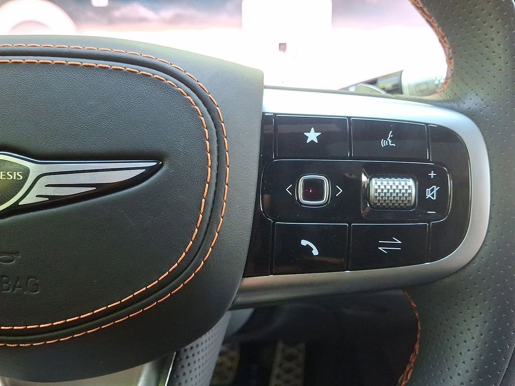 Used 2026 Genesis GV70 2.5T Sport Prestige AWD/4WD image 18
