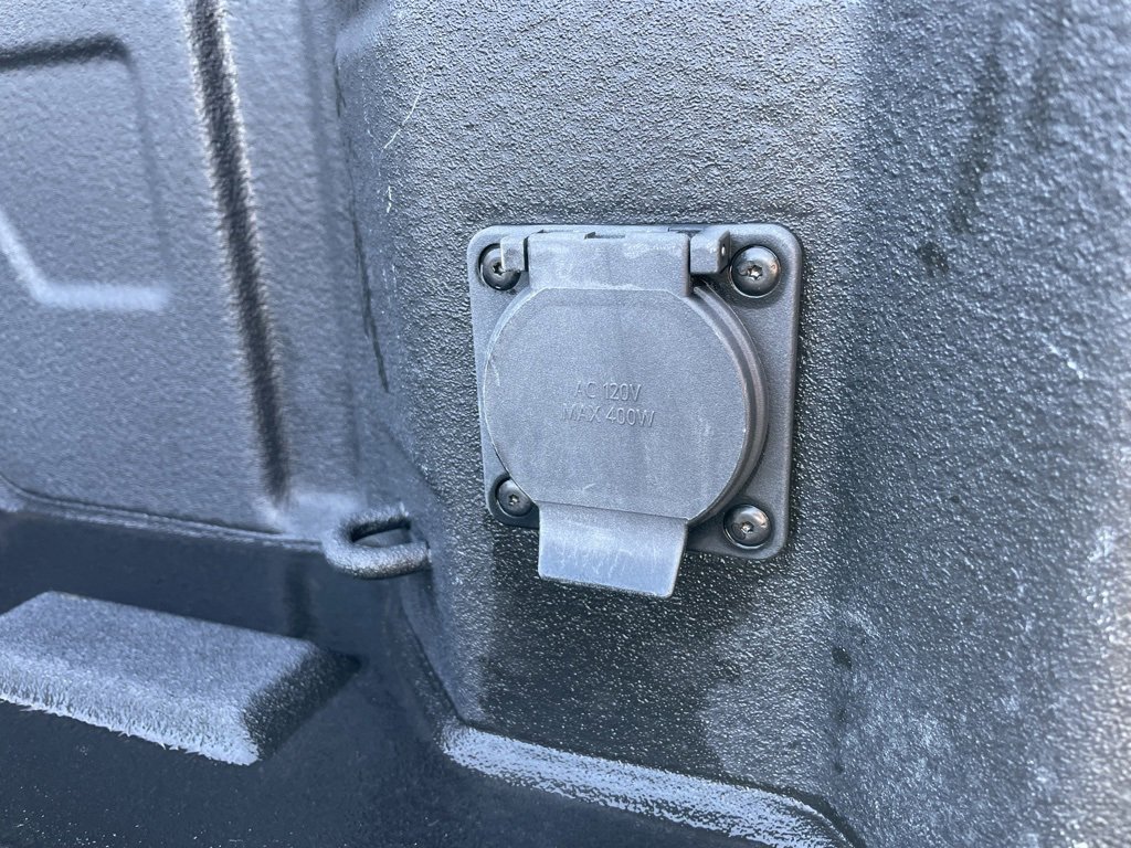 Used 2022 GMC Sierra 1500 Elevation image 35