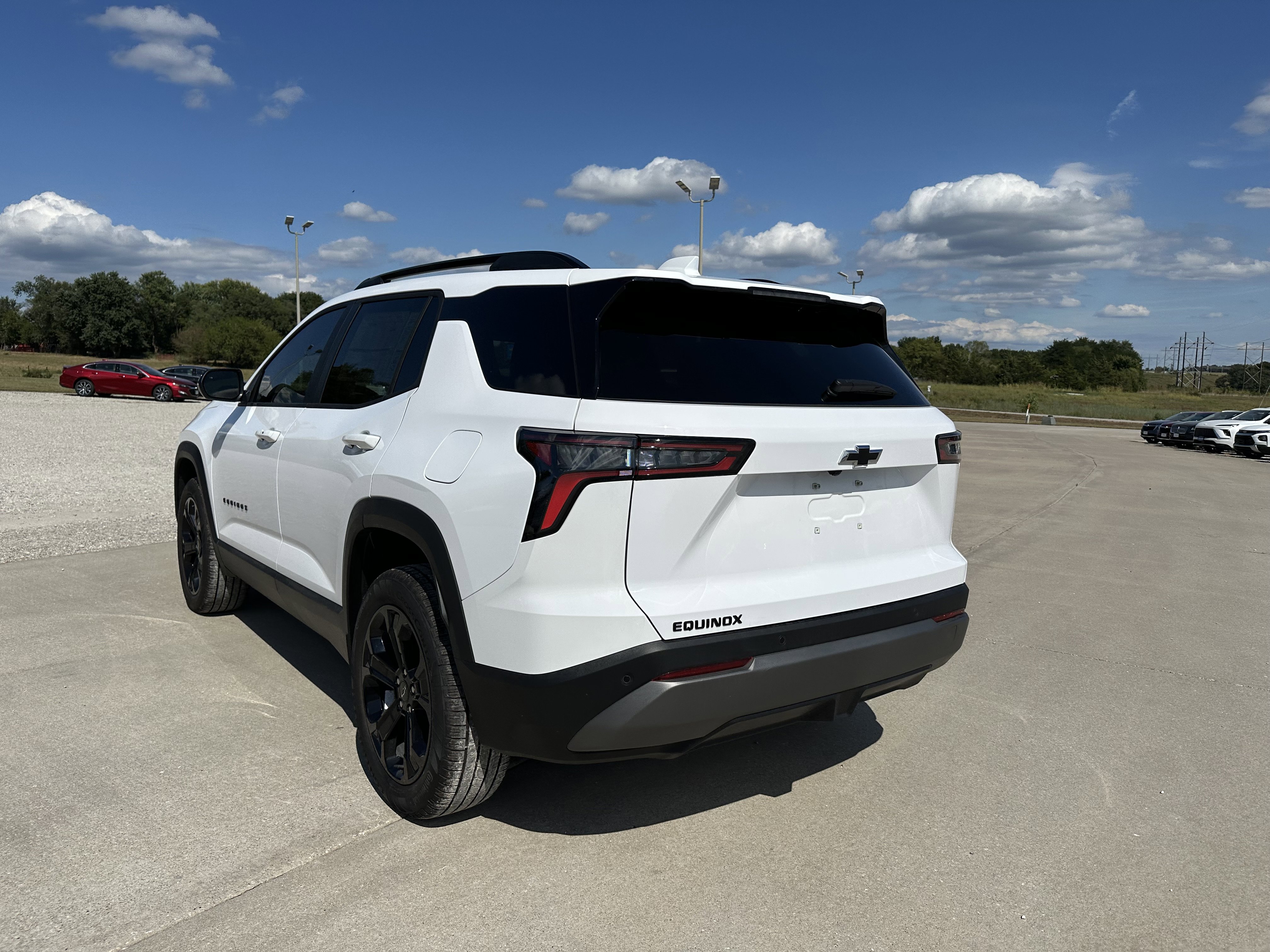 New 2026 Chevrolet Equinox LT w/ Midnight Edition image 5