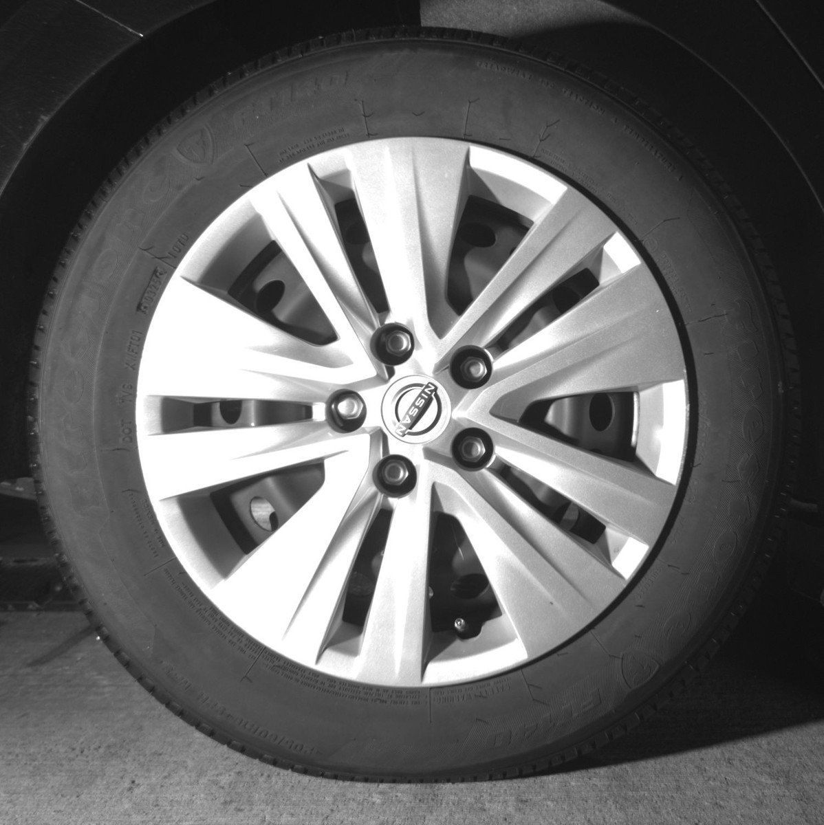 Used 2025 Nissan Sentra S FWD image 14
