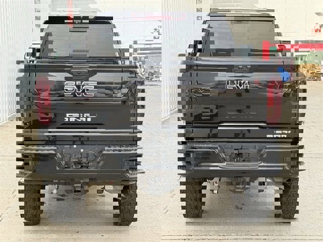 Used 2023 GMC Sierra 2500 Denali w/ Denali Black Diamond Edition image 5