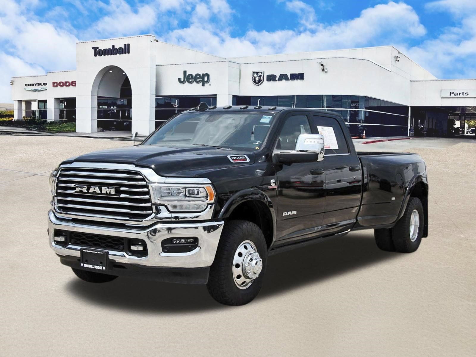 Used 2024 RAM 3500 Limited w/ Towing Technology Group AWD/4WD image 3