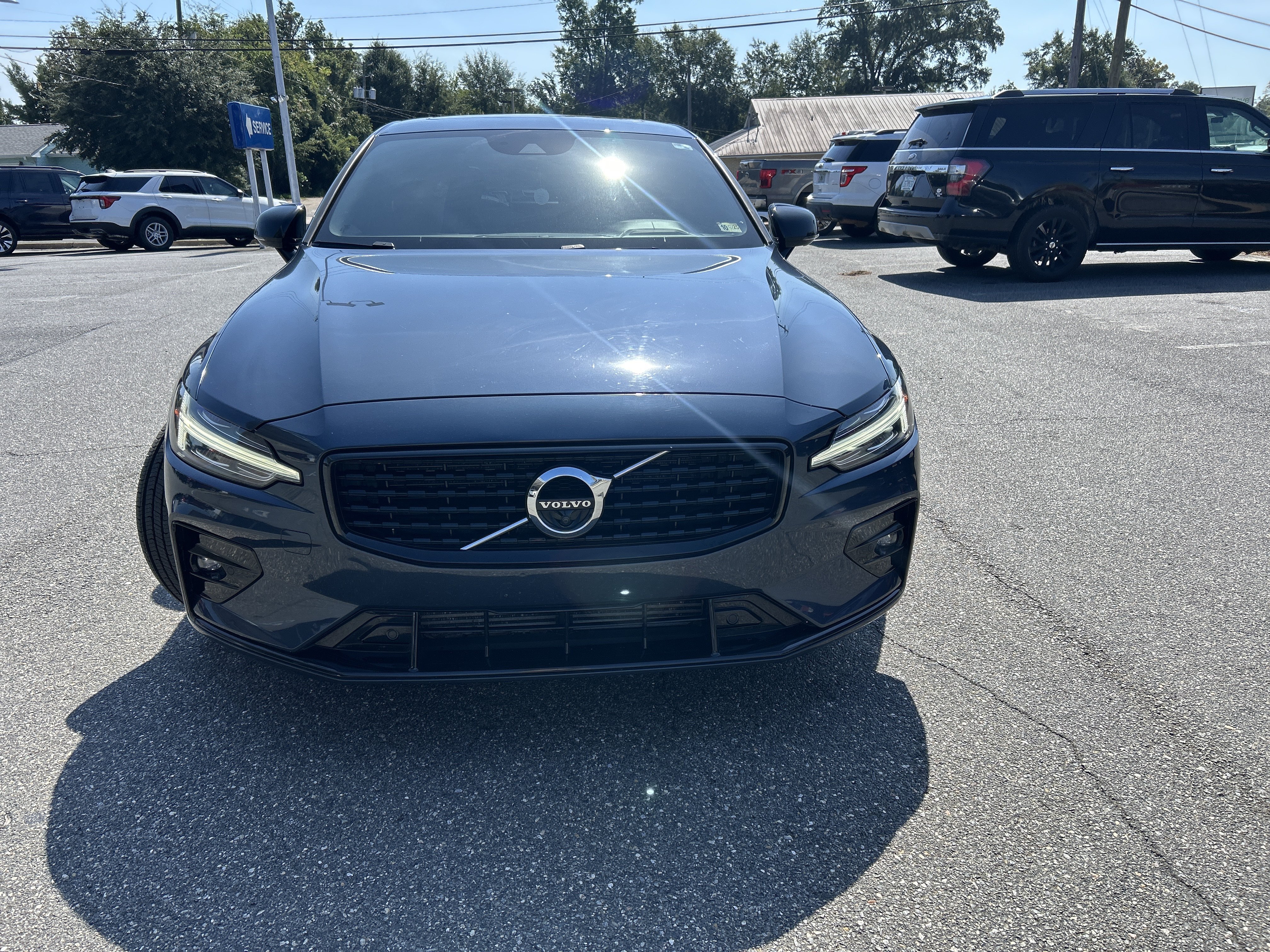 Used 2021 Volvo S60 T5 R-Design AWD/4WD image 2