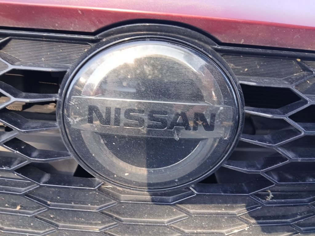 Used 2021 Nissan Sentra SR w/ Electronics Package FWD image 2