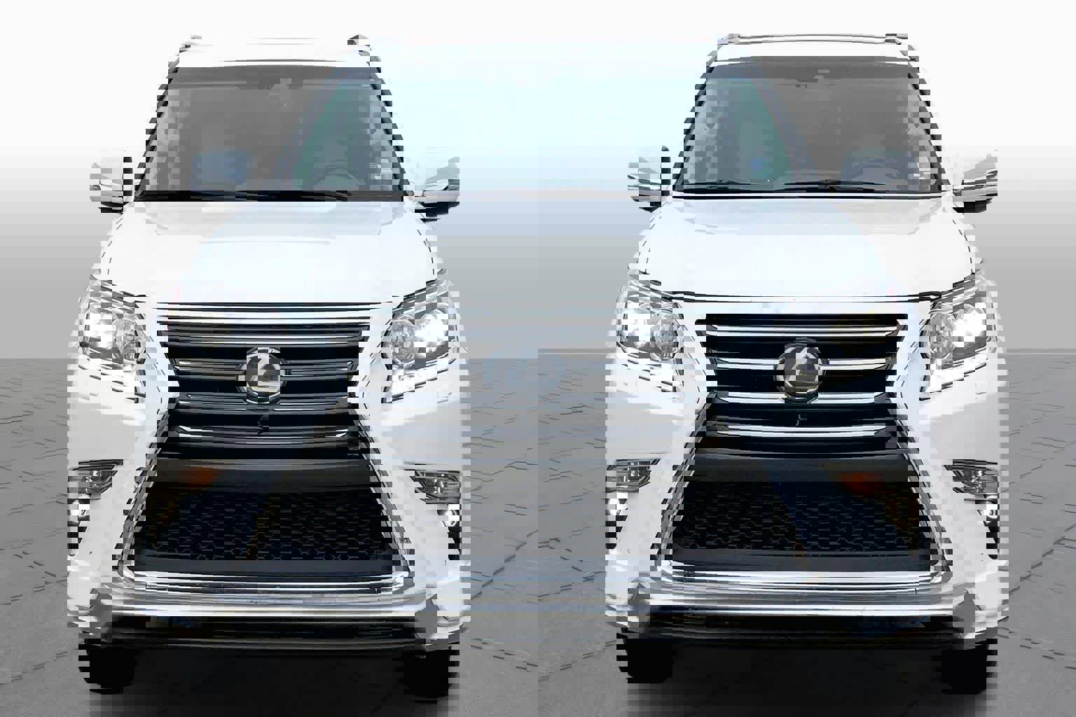 Used 2017 Lexus GX 460 Luxury image 2