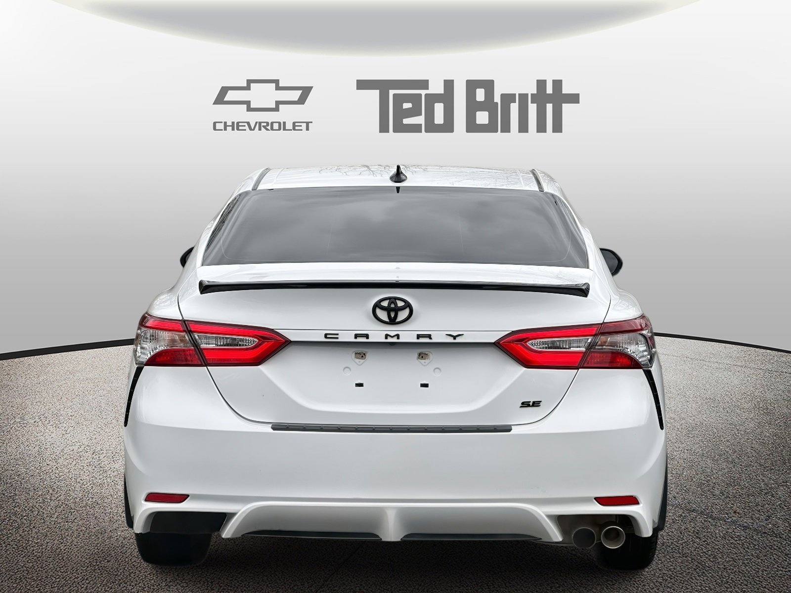 Used 2020 Toyota Camry SE image 5