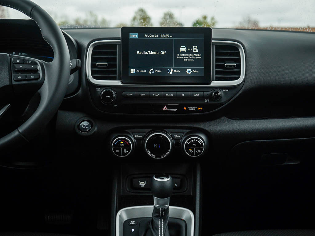 New 2026 Hyundai Venue SEL image 16