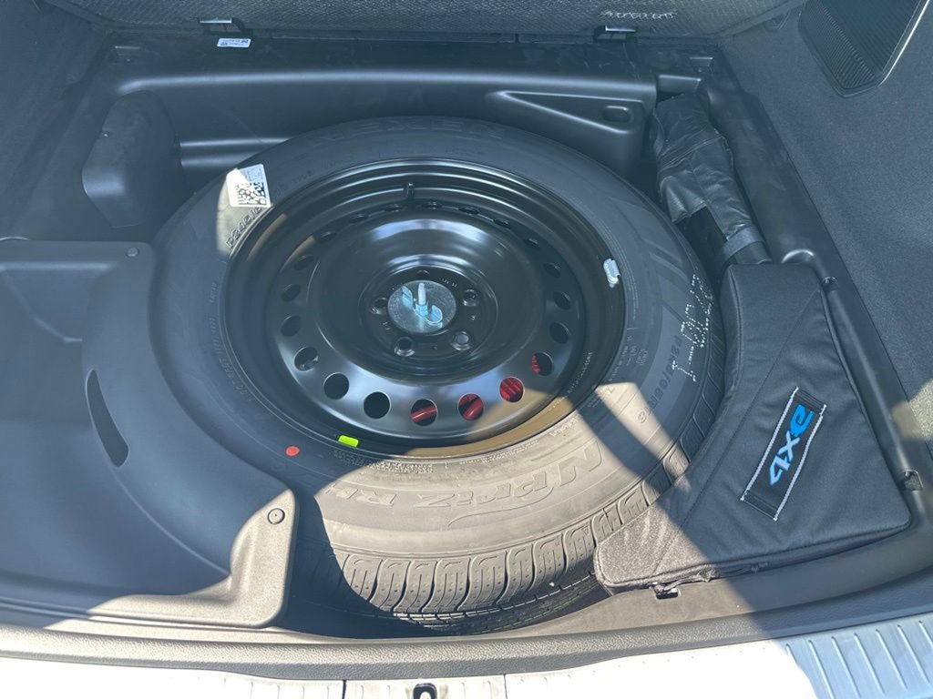 Used 2023 Jeep Grand Cherokee Summit image 12