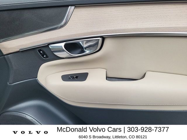 New 2026 Volvo XC90 B6 Core AWD/4WD image 18