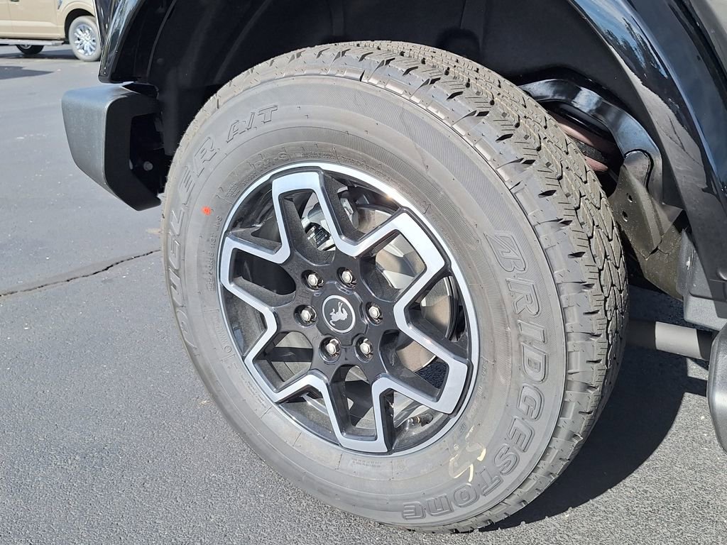 New 2025 Ford Bronco Outer Banks image 23