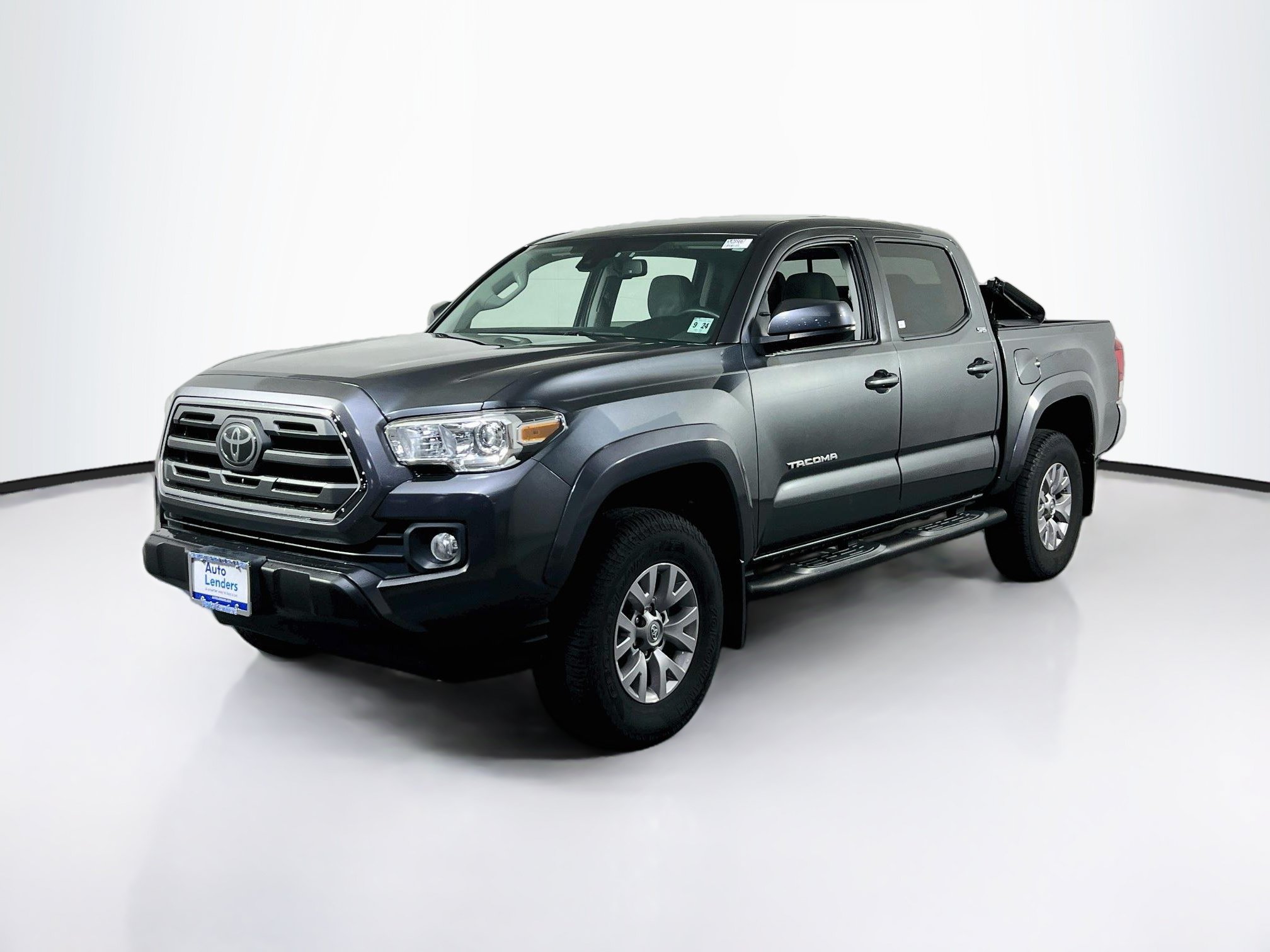 Used 2019 Toyota Tacoma SR5 AWD/4WD image 1