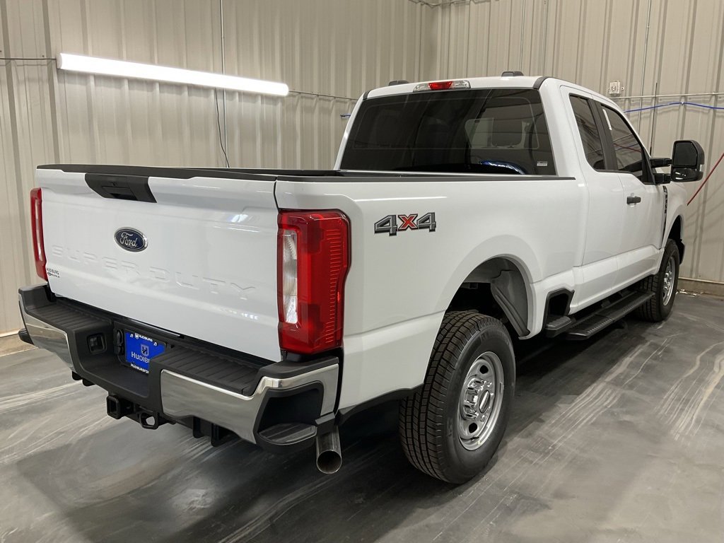 New 2026 Ford F350 XL w/ XL Chrome Package image 25