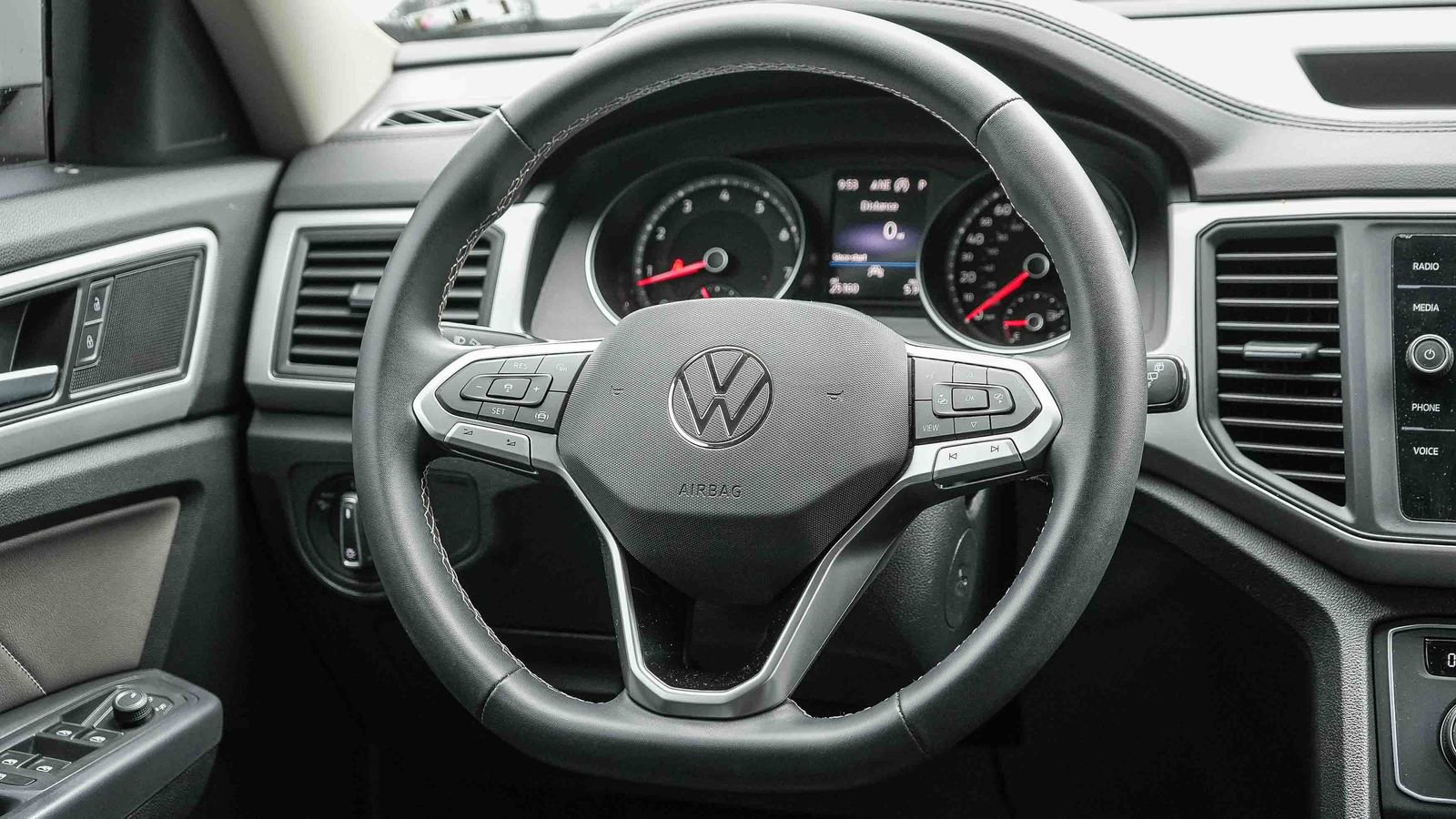 Used 2021 Volkswagen Atlas SE FWD image 15