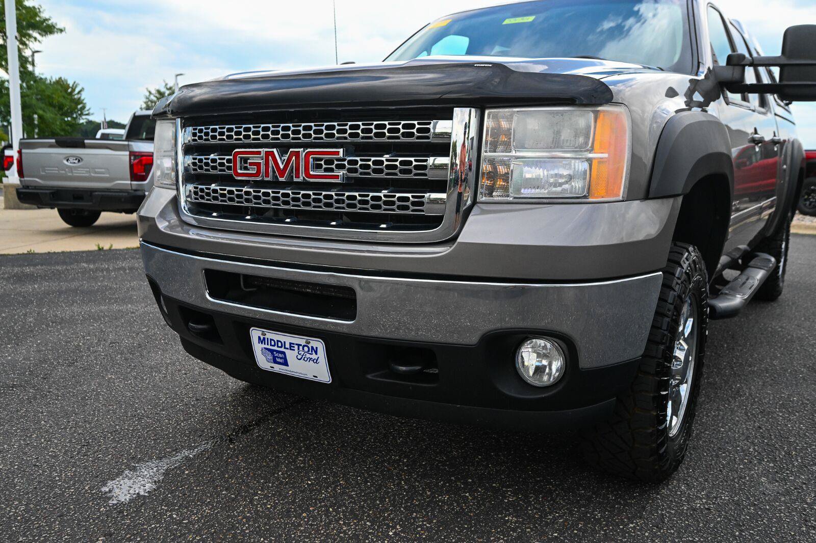 Used 2013 GMC Sierra 2500 SLT w/ SLT Convenience Package AWD/4WD image 11