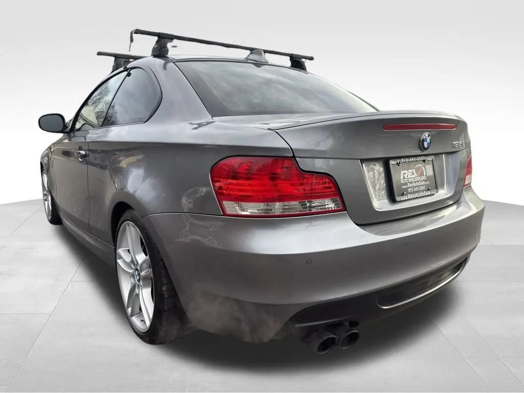 Used 2010 BMW 135i Coupe RWD image 3