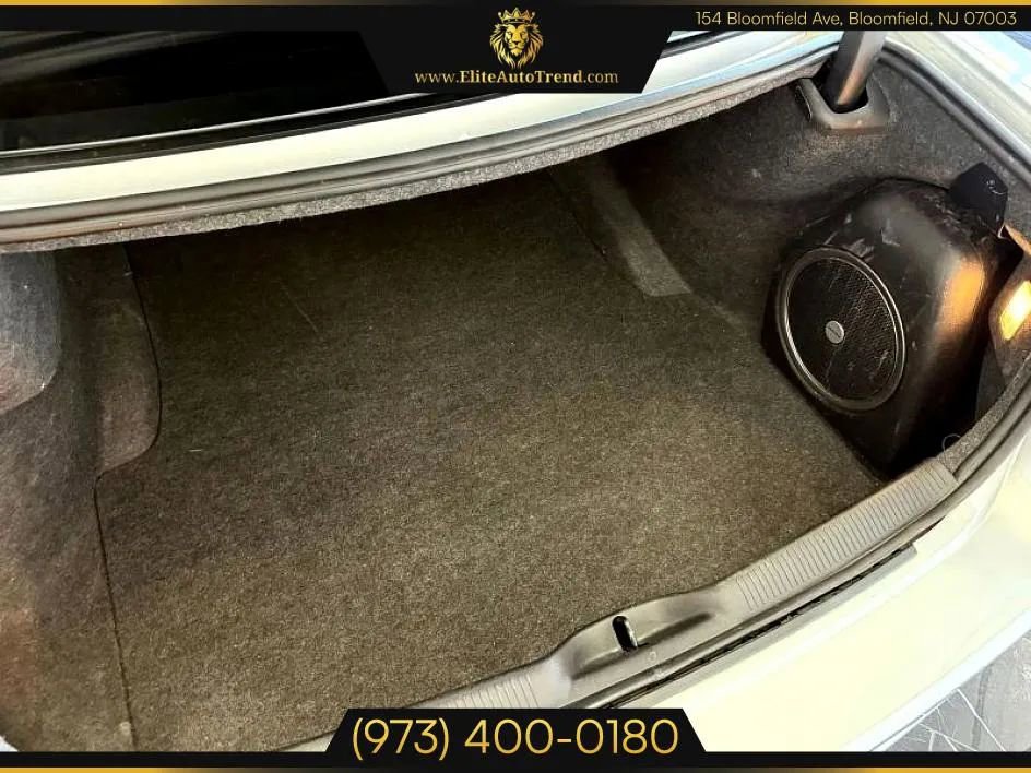 Used 2022 Dodge Charger SXT w/ Blacktop Package image 28