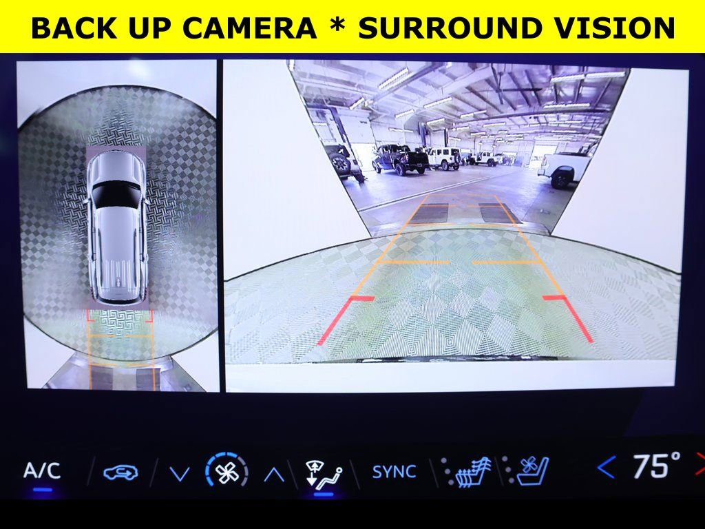 Used 2024 Chevrolet Traverse RS w/ LPO, Floor Liner Package image 3