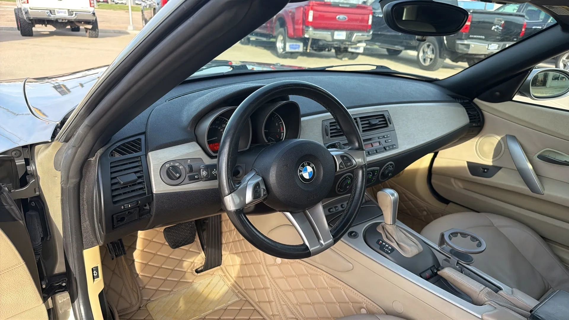 Used 2004 BMW Z4 3.0i image 53