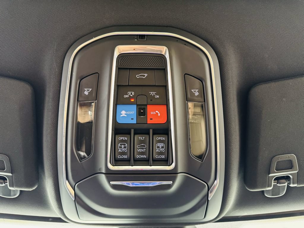 Used 2024 Jeep Grand Cherokee Limited 4xe AWD/4WD image 22