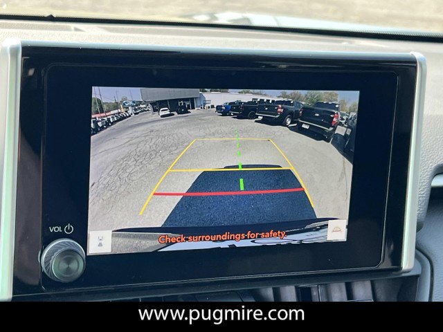 Used 2023 Toyota RAV4 XLE image 32