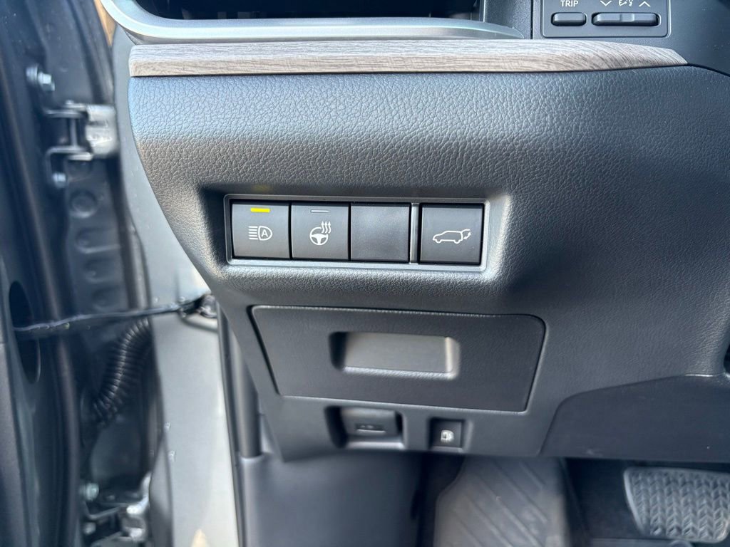 Used 2026 Toyota Grand Highlander Limited image 22