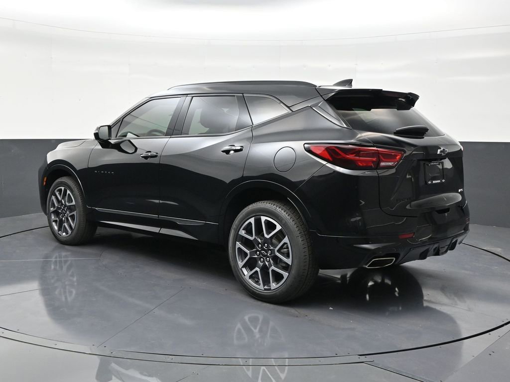 Used 2023 Chevrolet Blazer RS w/ Enhanced Convenience Package FWD image 3