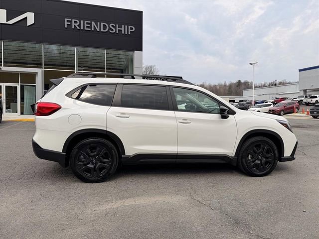 Used 2024 Subaru Ascent Onyx Edition image 13