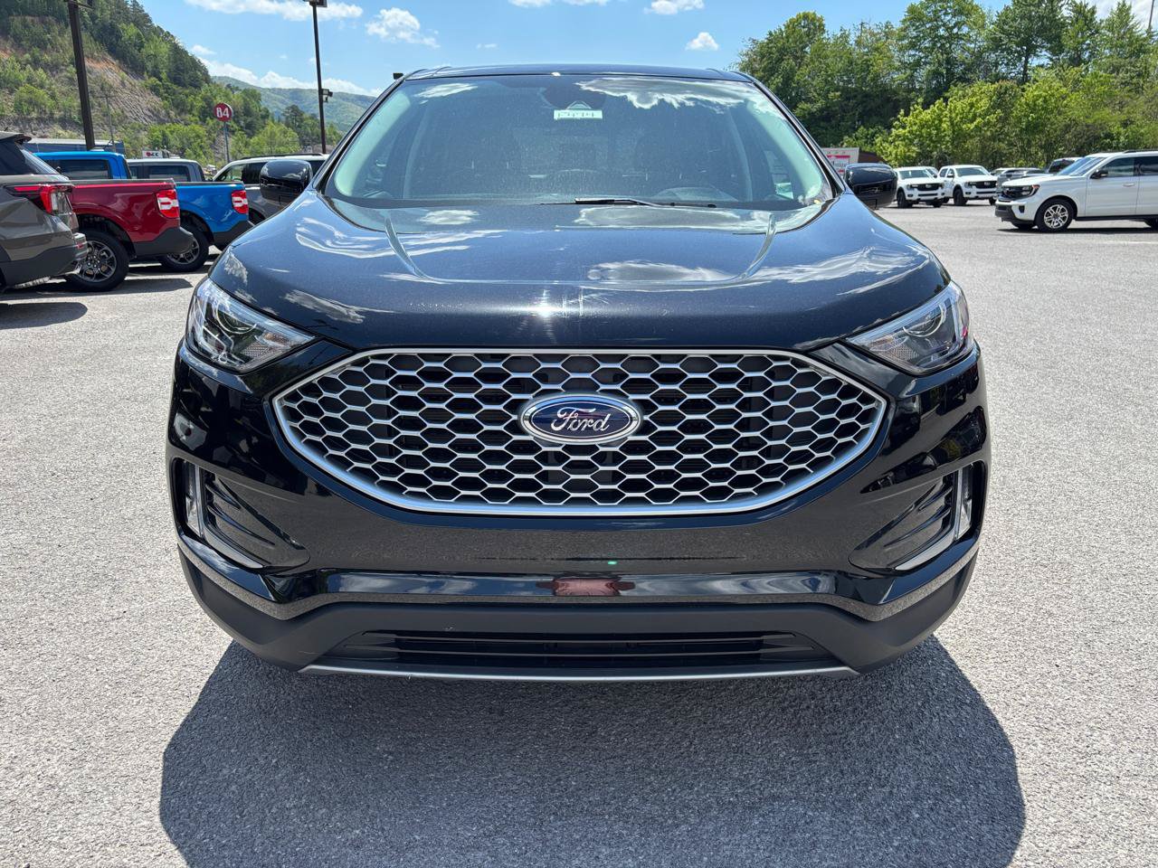 Used 2024 Ford Edge SEL w/ Convenience Package AWD/4WD image 7