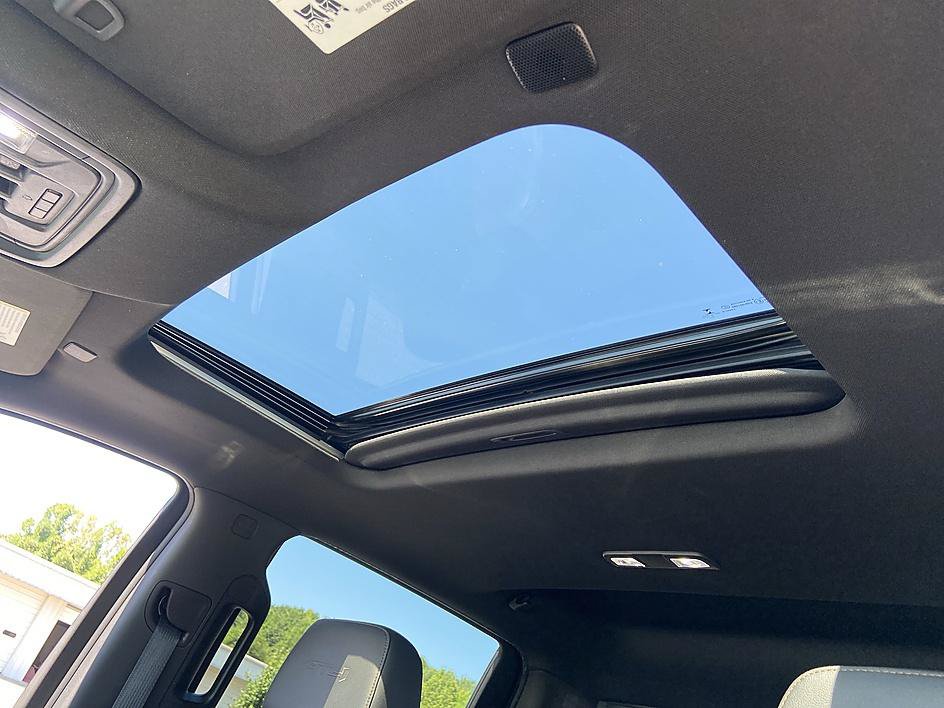 Used 2020 GMC Sierra 1500 AT4 w/ AT4 Premium Package AWD/4WD image 17