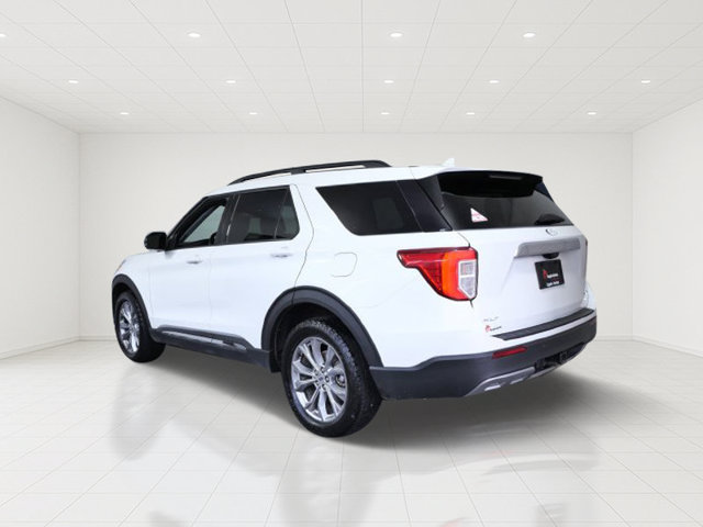 Certified 2024 Ford Explorer XLT w/ Equipment Group 202A AWD/4WD image 5