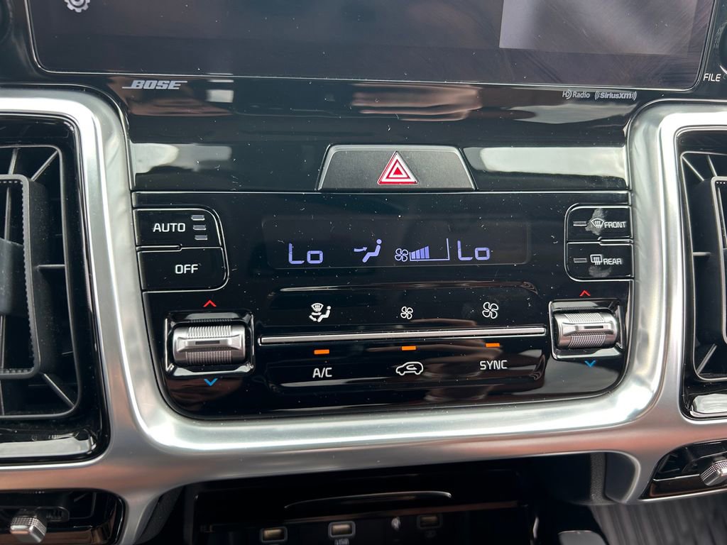 Used 2022 Kia Sorento SX Prestige w/ Rust Color Package image 15