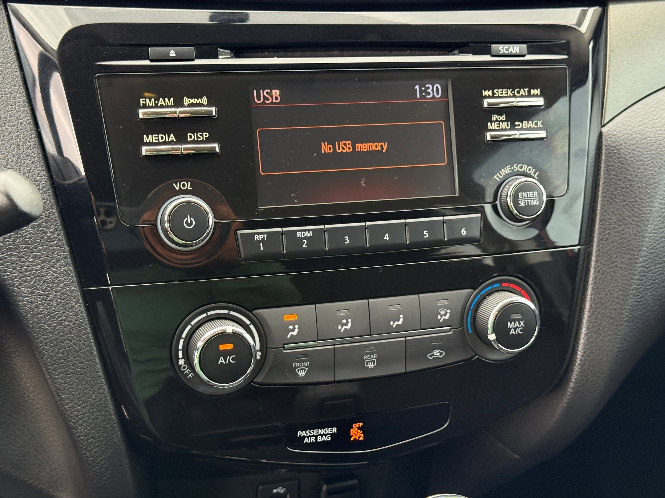 Used 2018 Nissan Rogue Sport S w/ S Appearance Package image 17