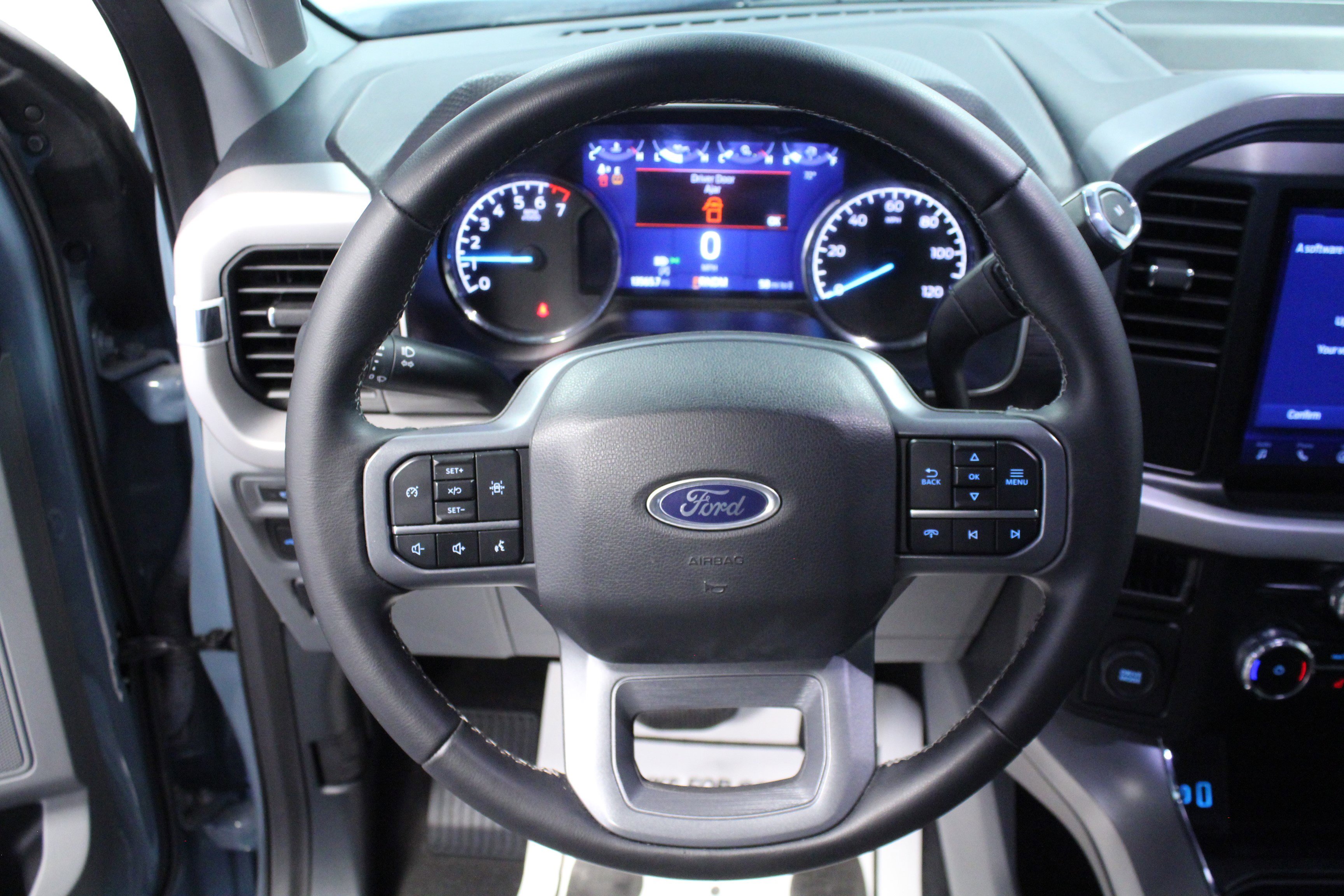 Used 2023 Ford F150 XLT w/ Equipment Group 302A High image 17