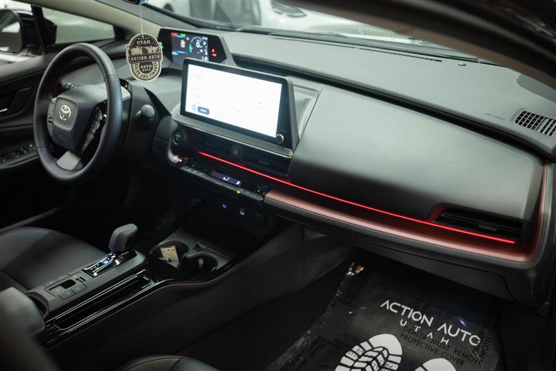 Used 2026 Toyota Prius Plug-In Hybrid image 14