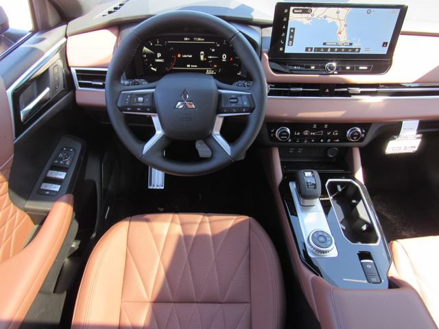 New 2026 Mitsubishi Outlander SEL FWD image 18
