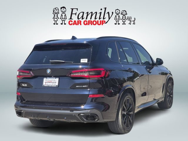 Used 2022 BMW X5 xDrive40i w/ M Sport Package AWD/4WD image 4