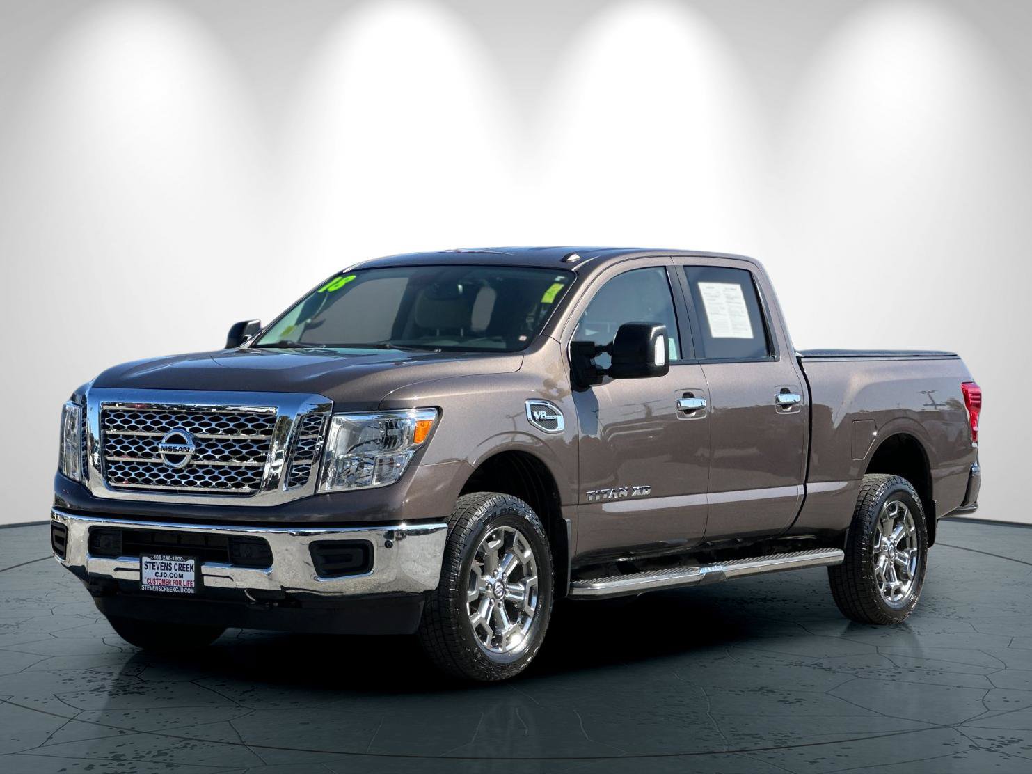 Used 2018 Nissan Titan SV w/ SV Convenience Package AWD/4WD image 8
