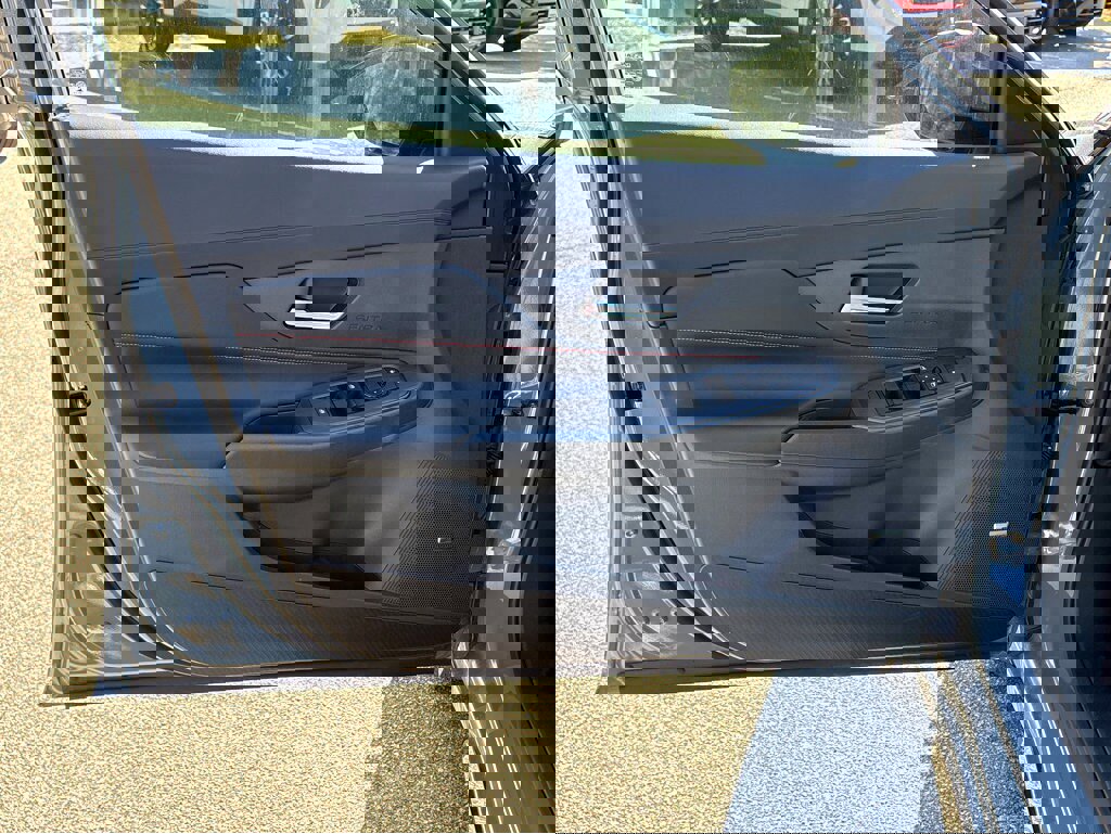 New 2026 Nissan Sentra SR w/ SR Premium Package image 25