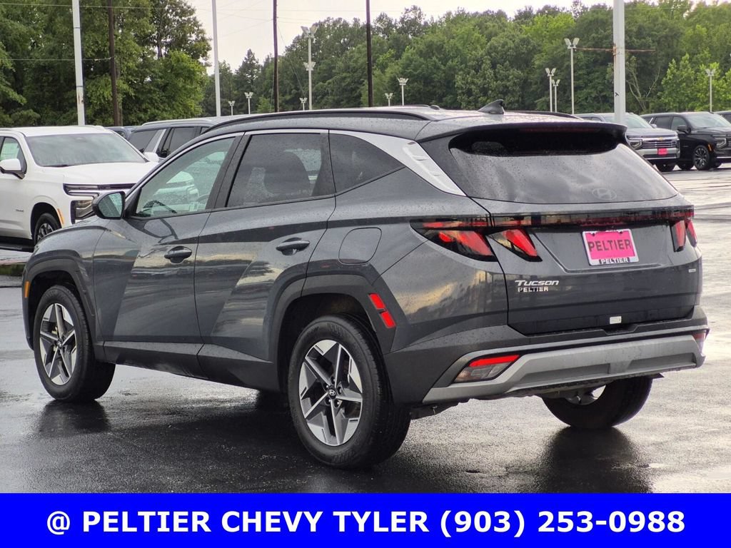 Used 2025 Hyundai Tucson SEL AWD/4WD image 4