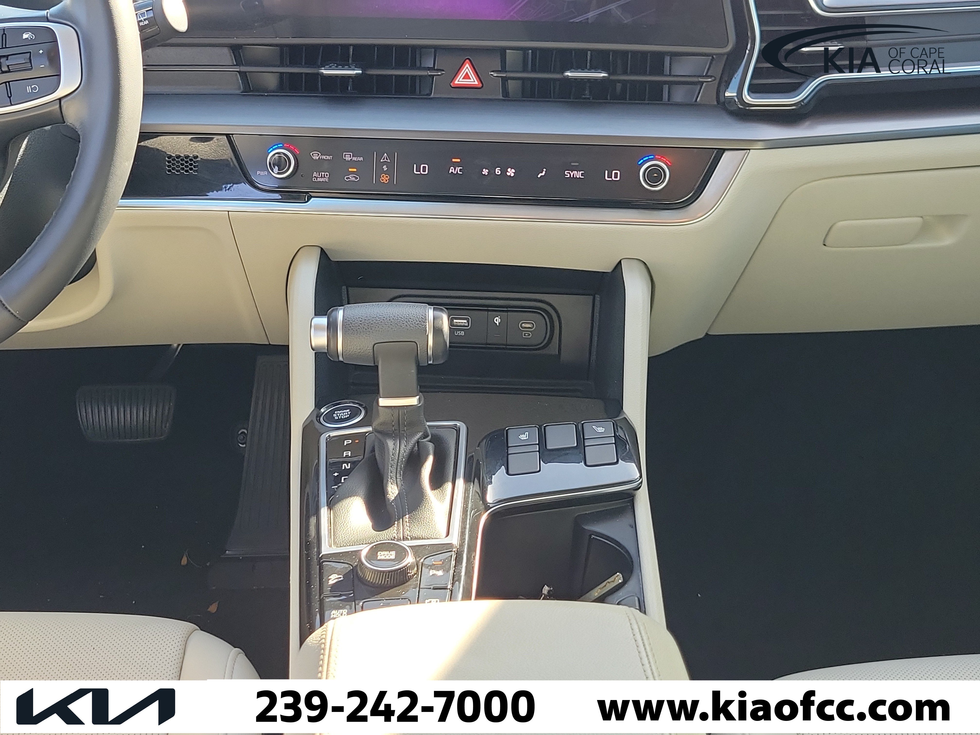 Certified 2024 Kia Sportage EX FWD image 18
