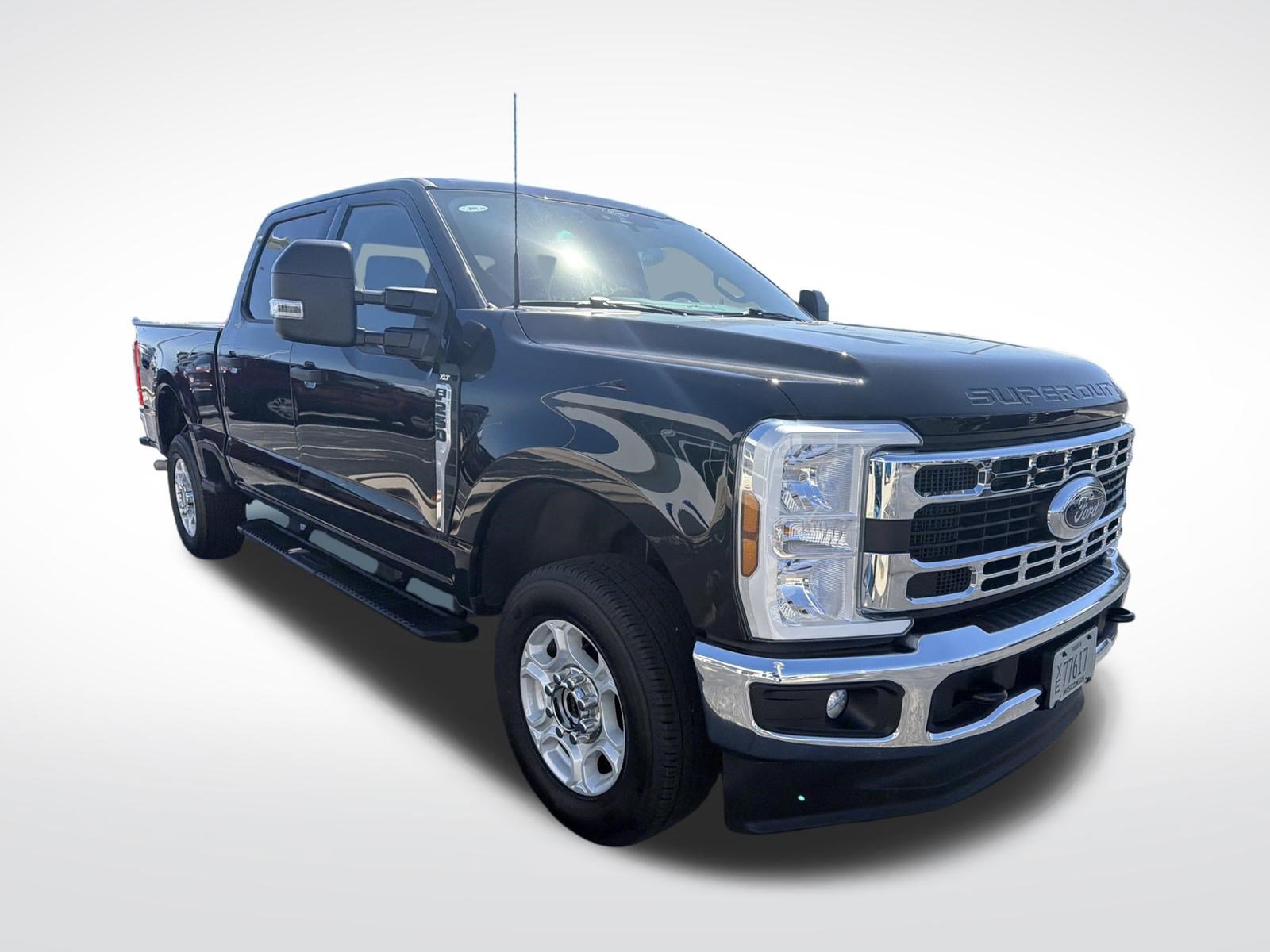 Certified 2025 Ford F250 XLT AWD/4WD image 7