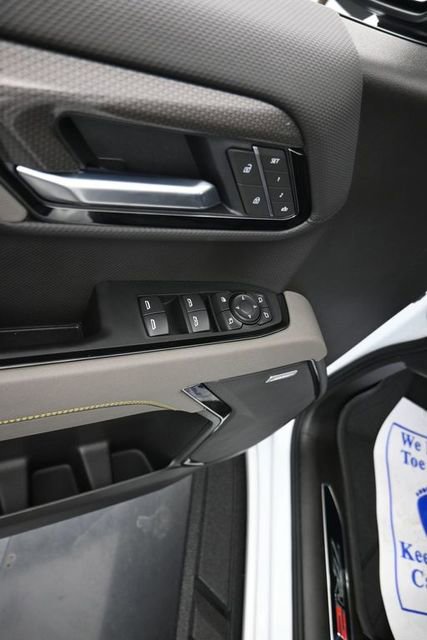 Used 2025 Chevrolet Silverado 1500 ZR2 image 10