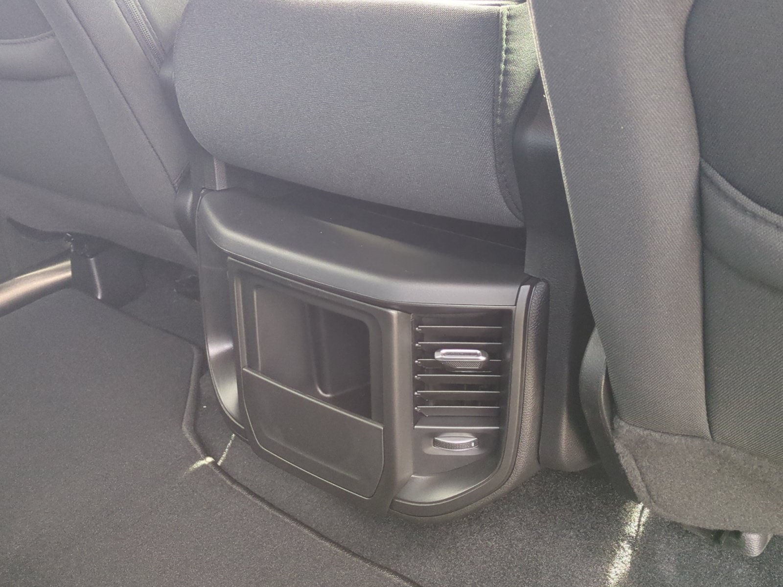 New 2026 RAM 1500 Express RWD image 31
